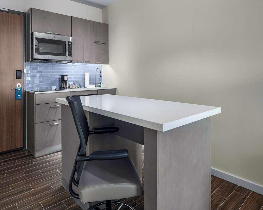 Hyatt House Allentown-Lehigh Valley Room photo