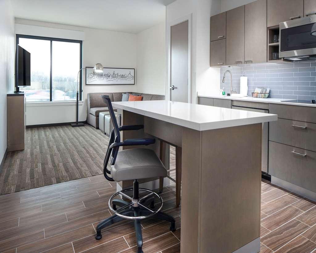 Hyatt House Allentown-Lehigh Valley Room photo